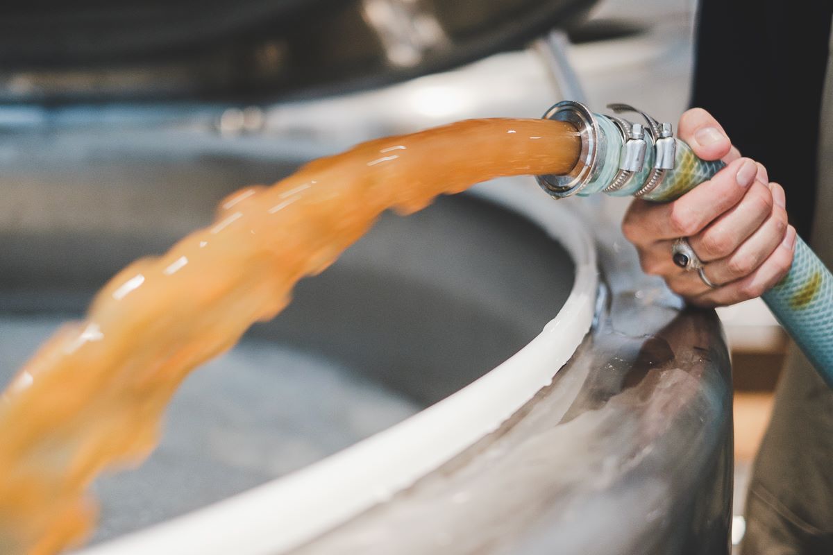 啤酒釀造中的麥芽汁指的是什么？