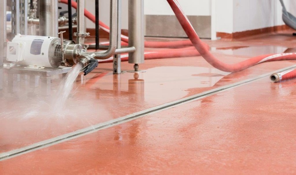 新的啤酒設備到位，使用前要如何清洗？