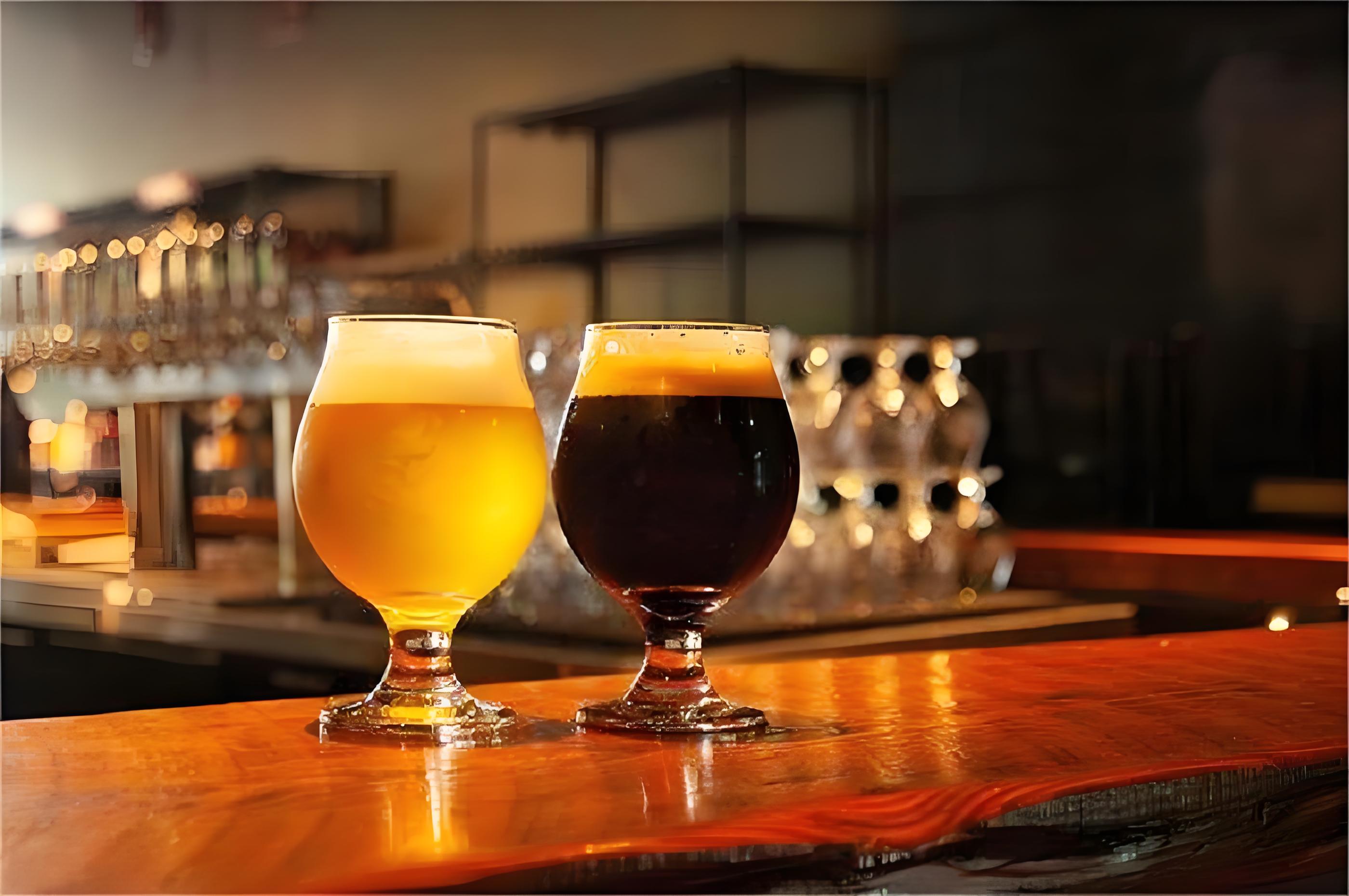 精釀啤酒釀造-山東天泰啤酒設(shè)備